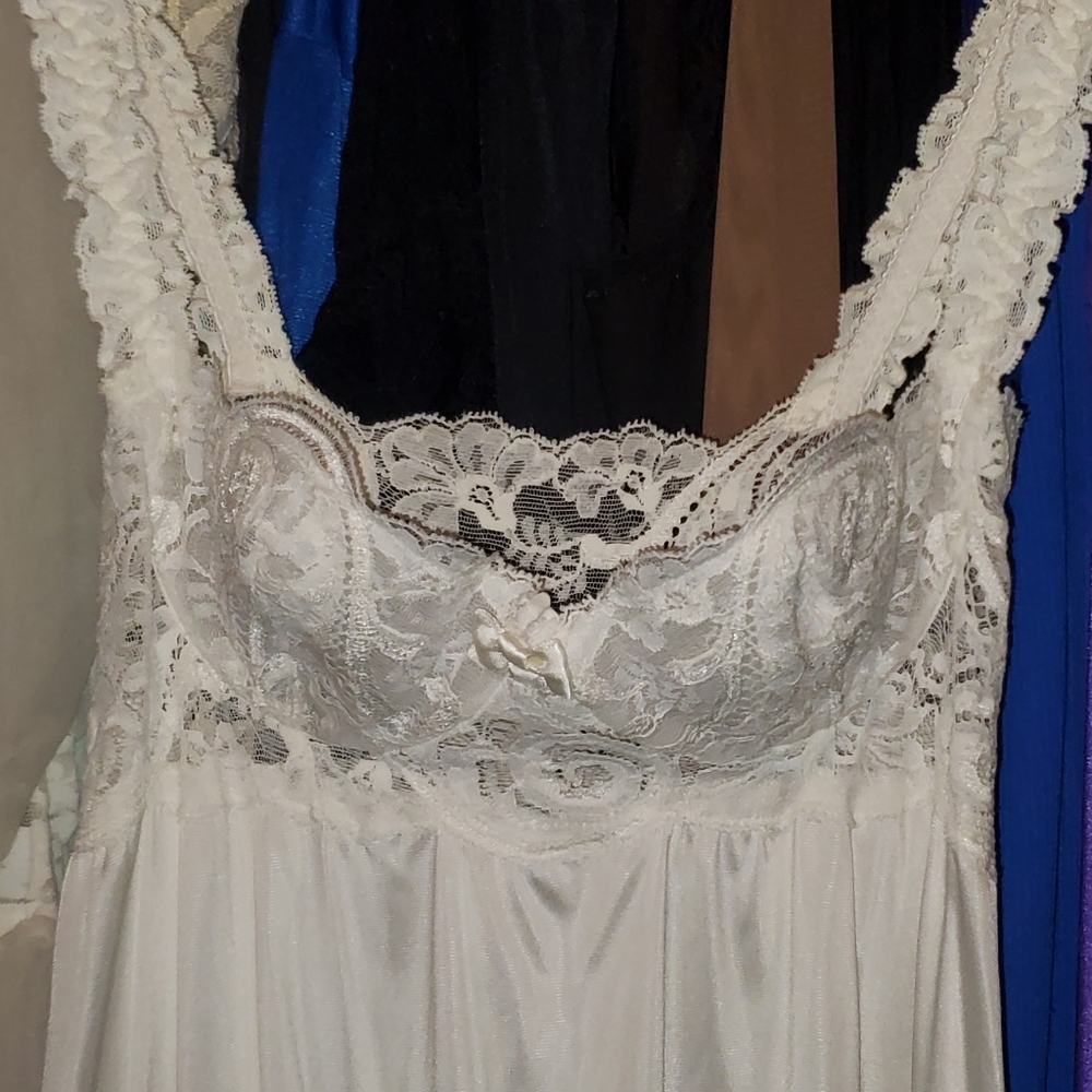 Olga Nightgown W Bustier